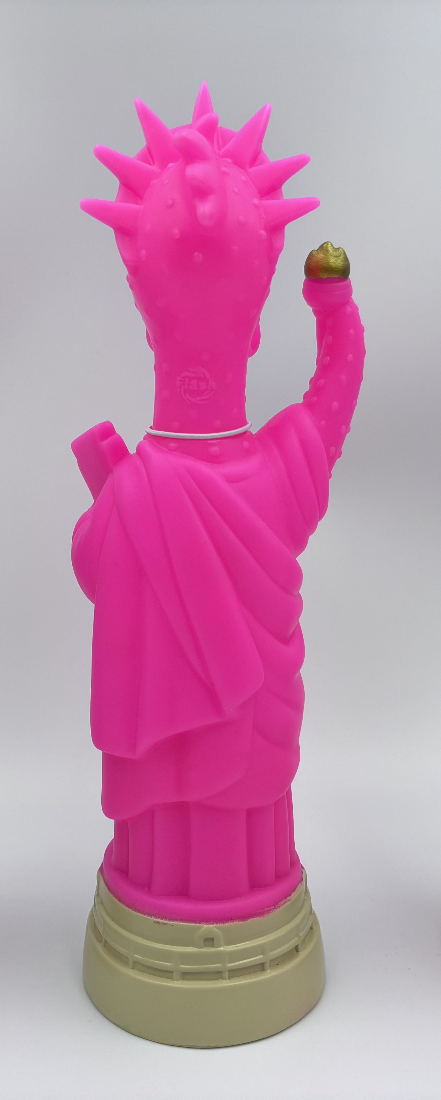 Squeeze Me Mini Statue of Liberty Chicken (Pink, 2.5-Inch)
