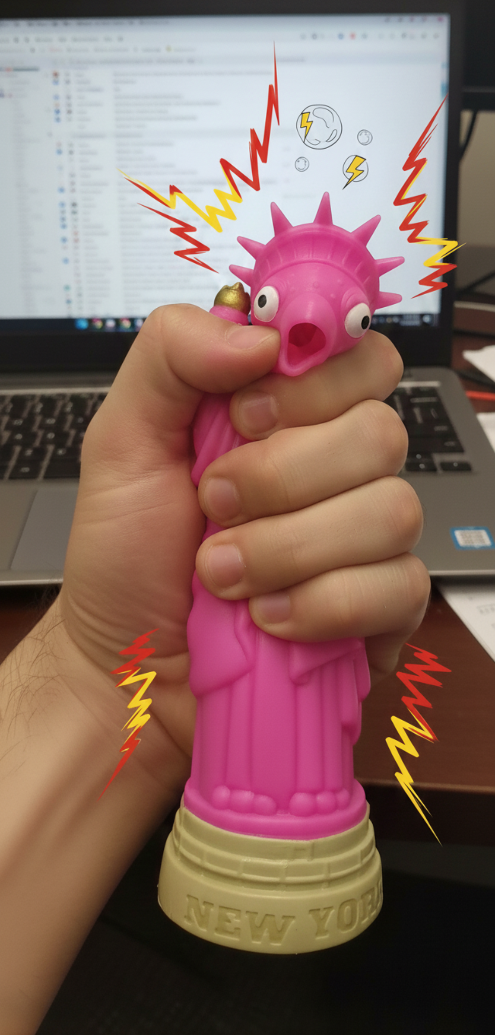 Squeeze Me Statue of Liberty Chicken (9.8-inch)